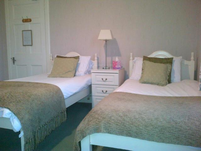 Lochearnhead Hotel Room photo